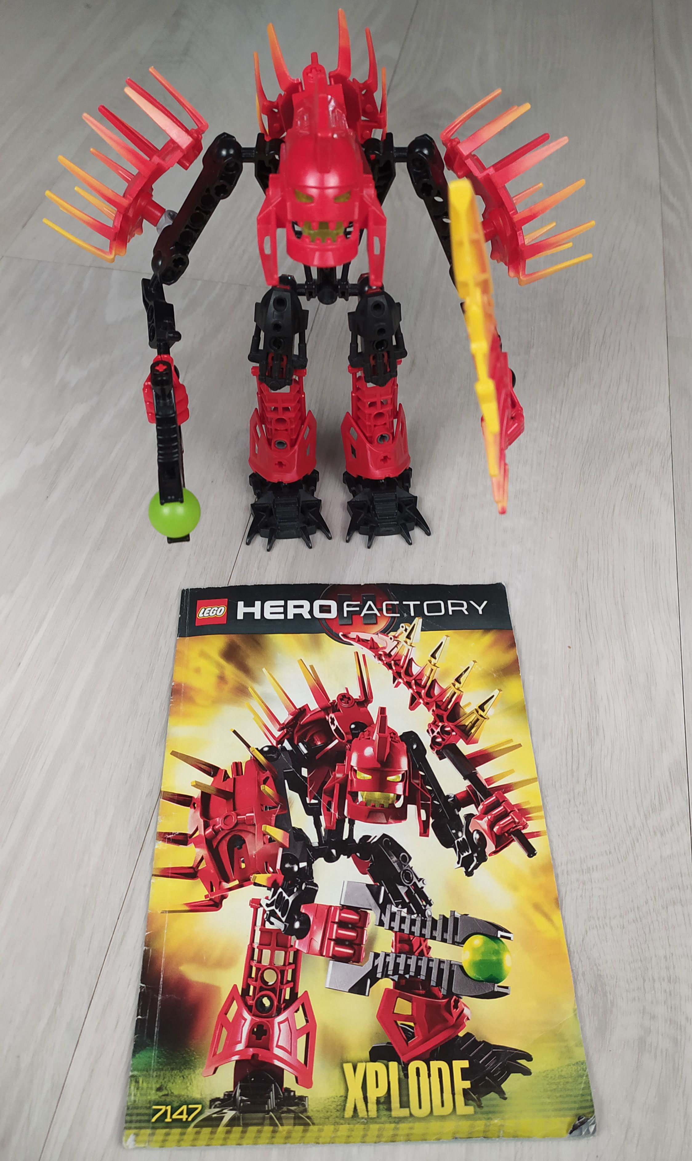 Lego Hero Factory 7147 Xplode